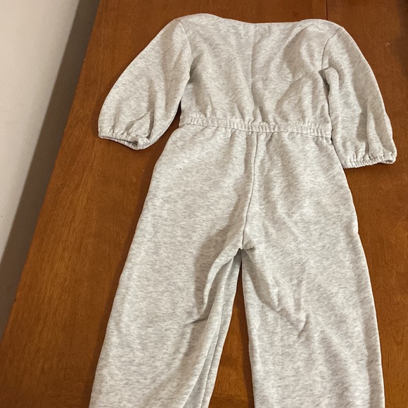 Old navy grey jumpsuit - Picture 2 of 2